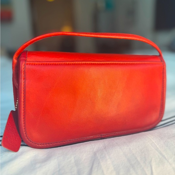 RARE Vintage Coach Dinky in Red Glove-Tanned Leather - # 9375 Made in NYC - Picture 2 of 14
